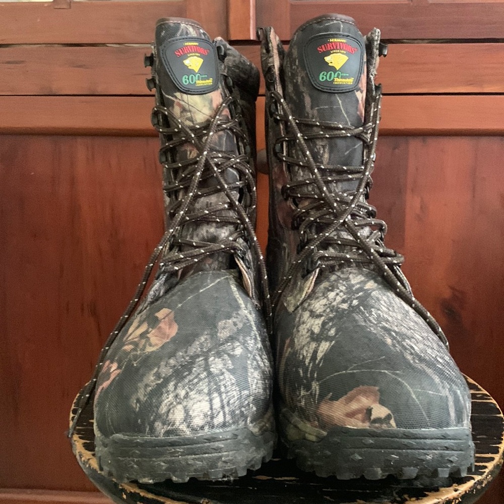 Mens waterproof hunting boots- Herman Survivors, gently used